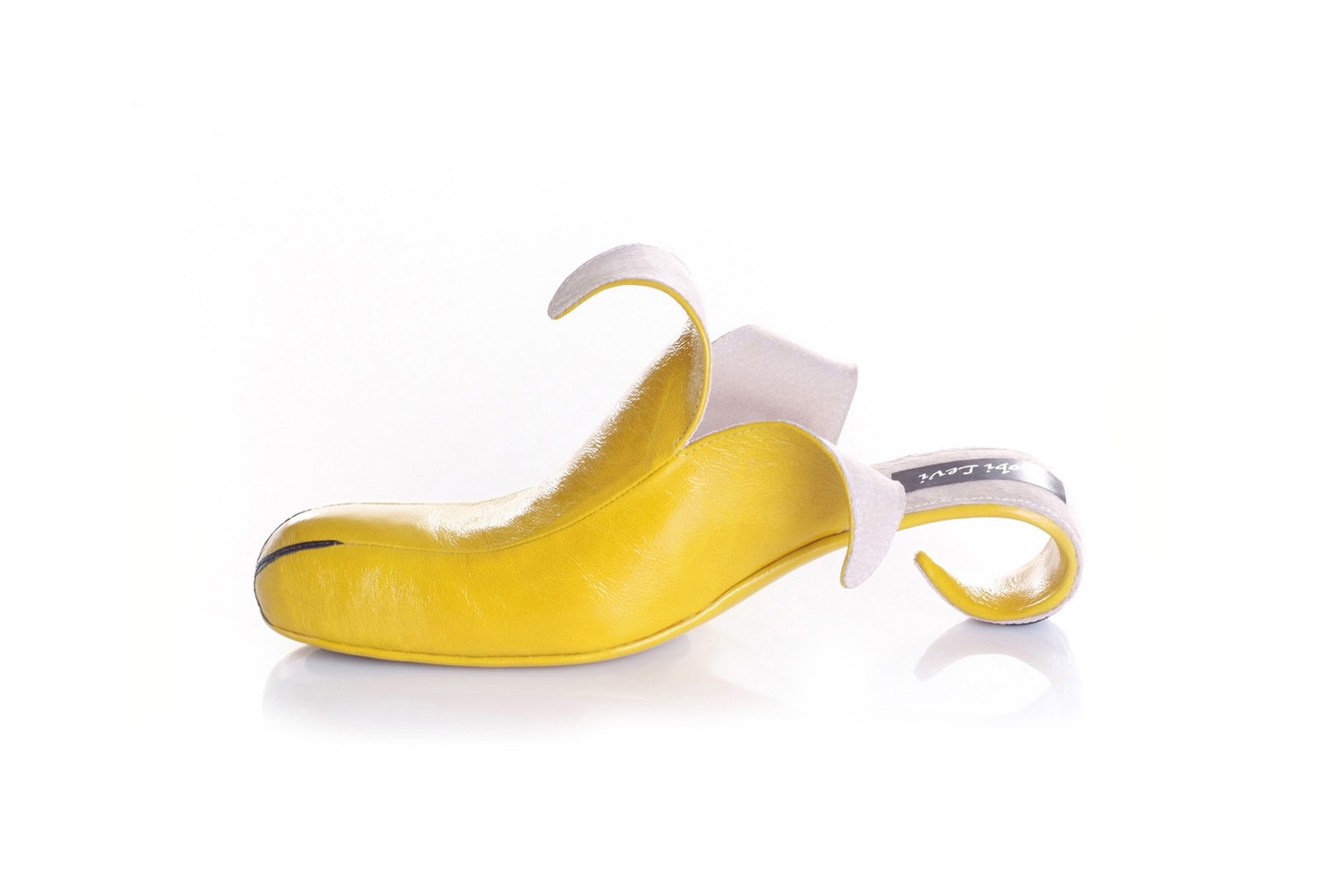 Banana Shoe