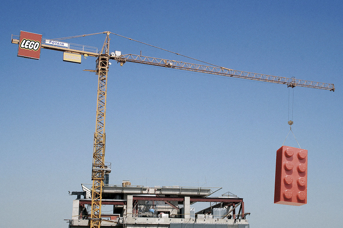 lego construction crane