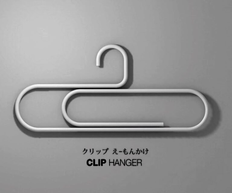 Paper Clip Hanger