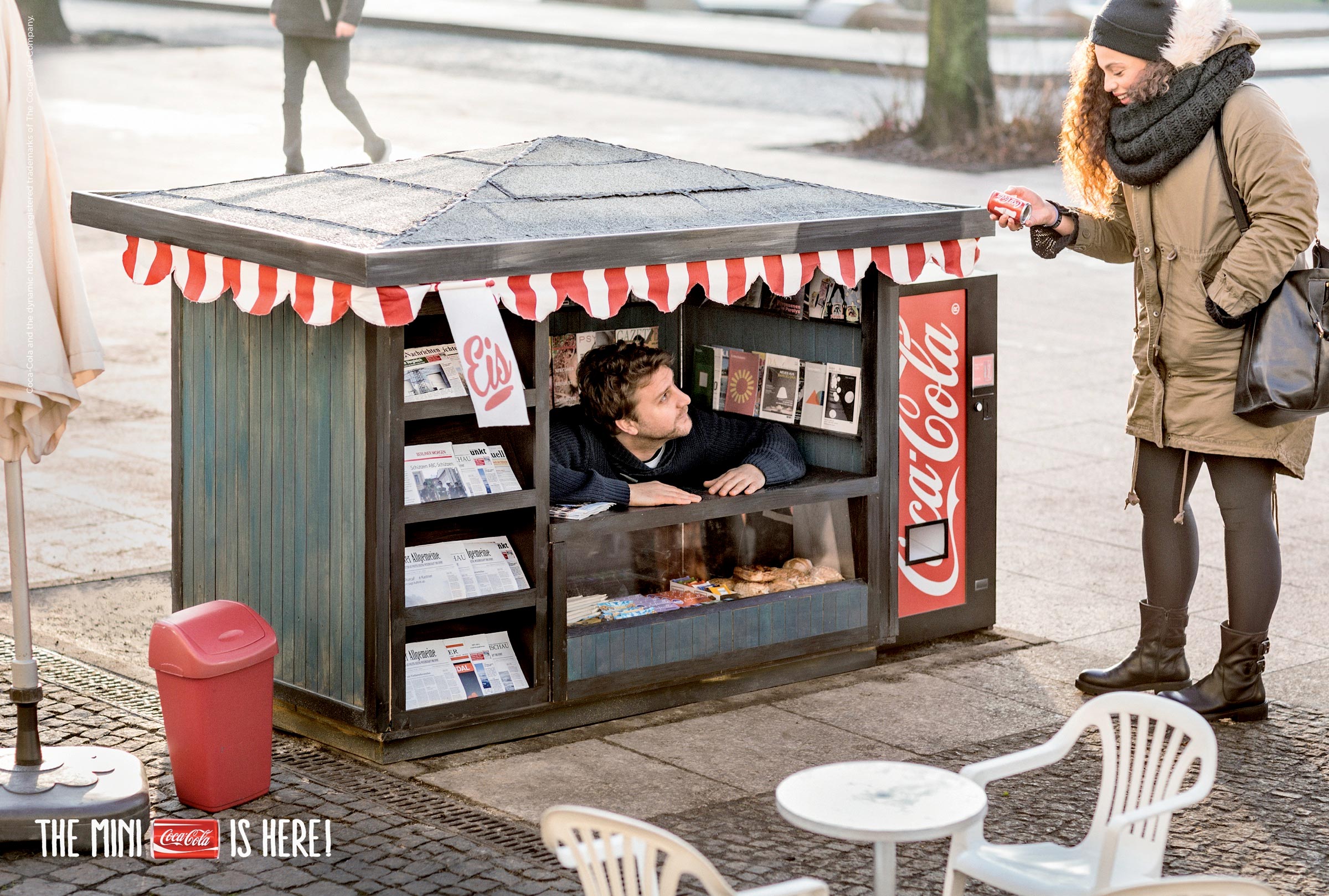 Coca-Cola Miniature Kiosk