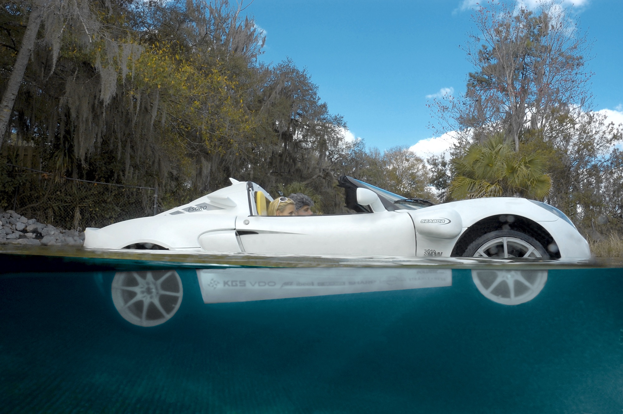 sQuba Underwater Car