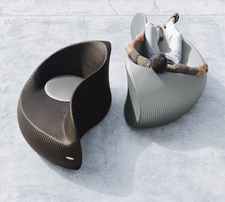Yin Yang Chair