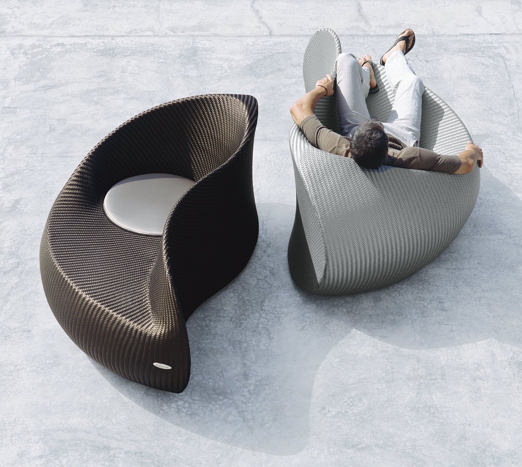 Yin Yang Chaise Longue