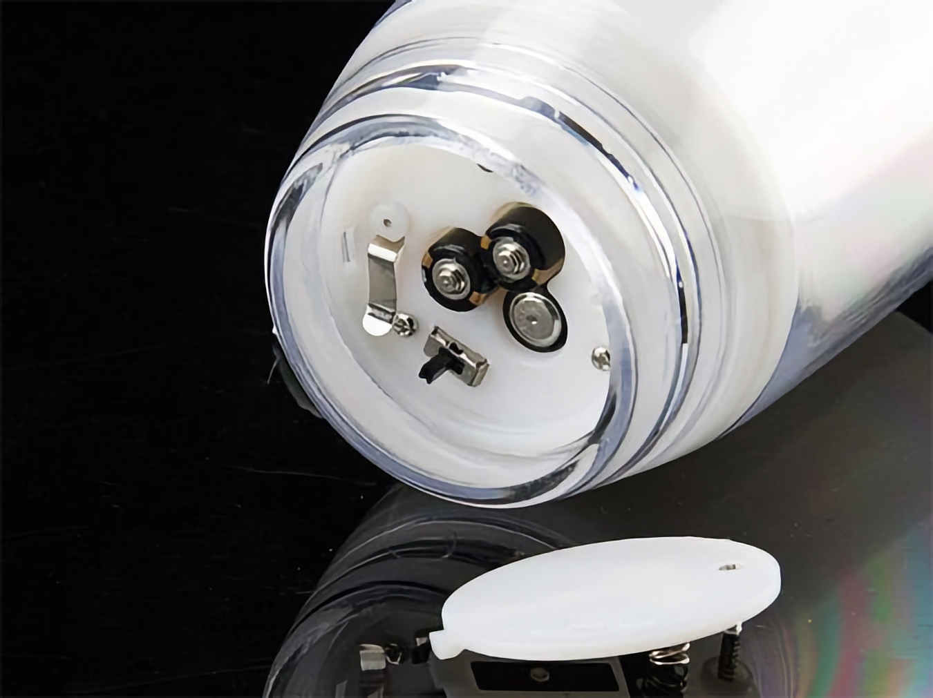 LOCOMO Milk Glass Light